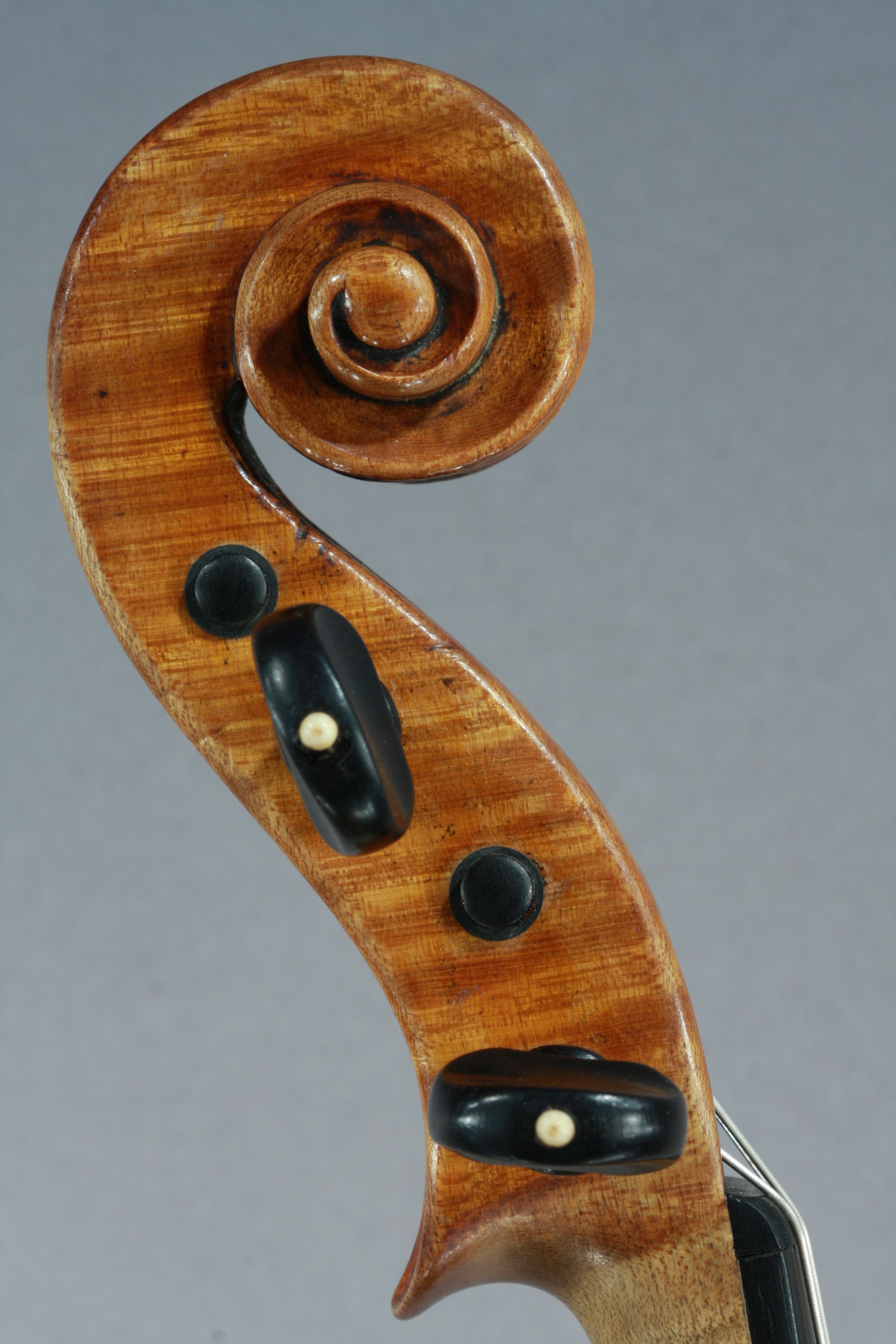 Eine Eduard Bartek sehr feine Geige Artes Fine Violins